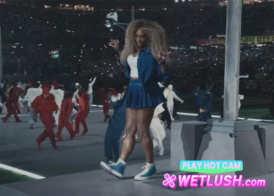 WETLUSH.com - Serena Williams in blue outfit c-walking to it. Forget about the Spotify, YT premium and Apple Music, you can stream Kendrick Lamar's Drake diss track 'NOT LIKE US' here all for FREE below, ENJOY!! news
